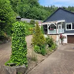 Séjour chez l'habitant Gaestezimmer Haus Talblick