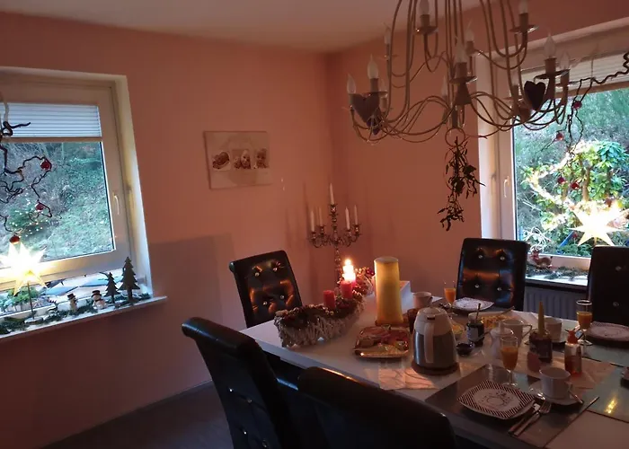 Проживание в семье Gaestezimmer Haus Talblick Лаутентхаль