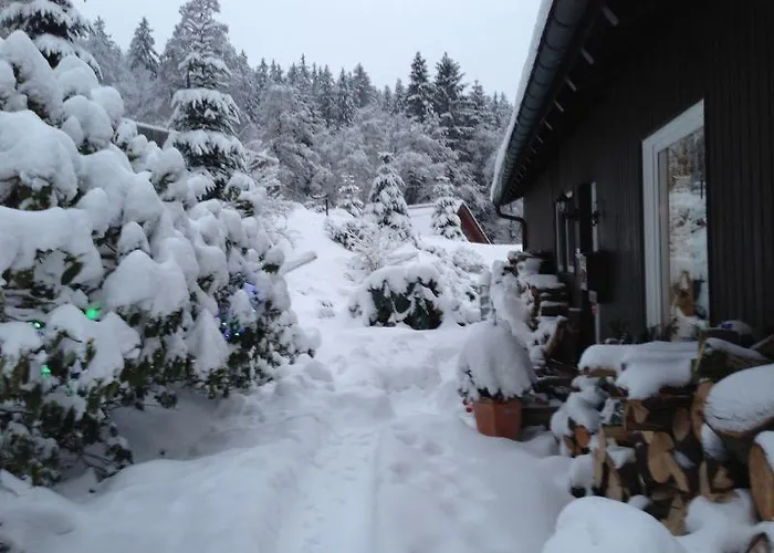 Проживание в семье Gaestezimmer Haus Talblick Лаутентхаль